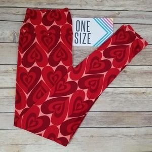 Lularoe Valentine’s Leggings Hearts OS